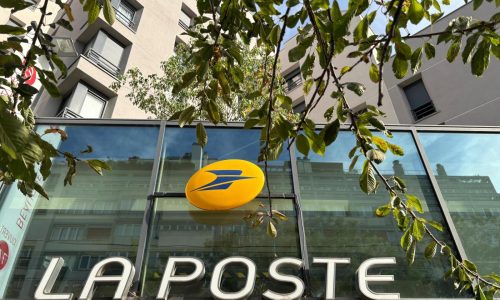 Hackers prorrusos se atribuyen un ciberataque al servicio postal francés