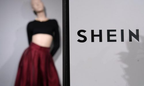 Corte rechaza solicitud para suspender la plataforma Shein en Francia