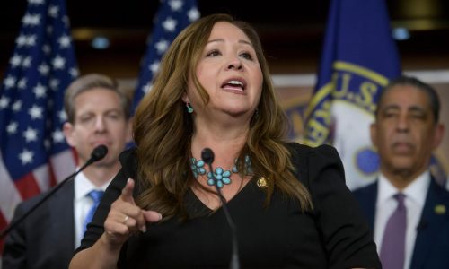 Arizona congresswoman claims she was pepper sprayed during federal operation