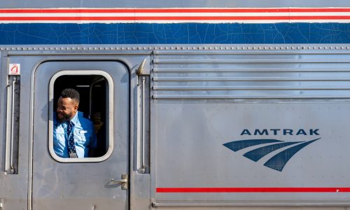 Amtrak’s 18,000 workers to receive $900 bonuses, funded by executive cuts