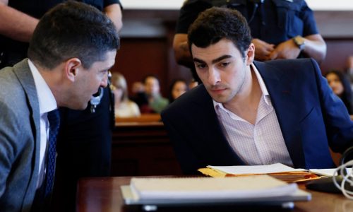 Luigi Mangione’s notes to self: ‘Pluck eyebrows,’ ‘Keep momentum, FBI slower overnight’