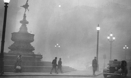 Today in History: December 5, Great Smog of London descends