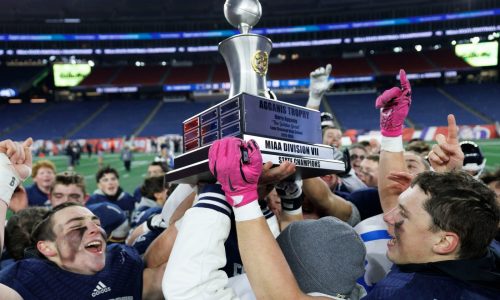 Cohasset wins Div. 7 Super Bowl over Amesbury, 22-14