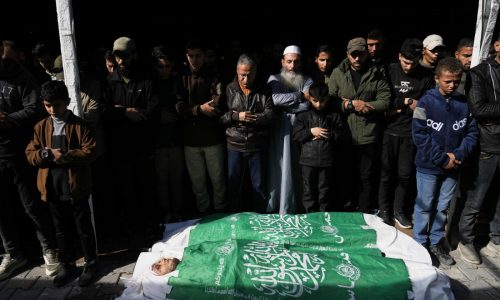 Hamás confirma muerte de comandante suyo tras ataque israelí