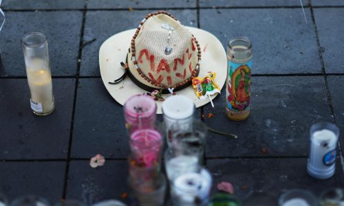 Dos asesinatos en Michoacán reabren el debate de cómo luchar contra los cárteles en México