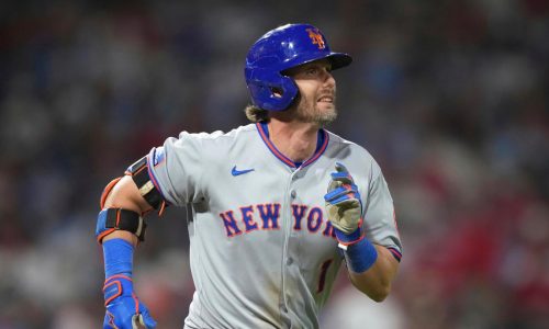 Mets traspasan a Jeff McNeil a los Atléticos tras salidas de Alonso, Nimmo y Díaz