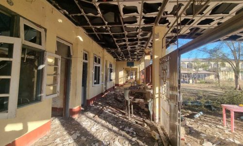 Ataque a hospital deja 34 muertos y 80 heridos en Myanmar