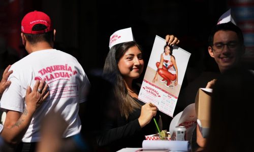 Dua Lipa’s Mexico concerts come with specialty tacos, hot sauce and margaritas