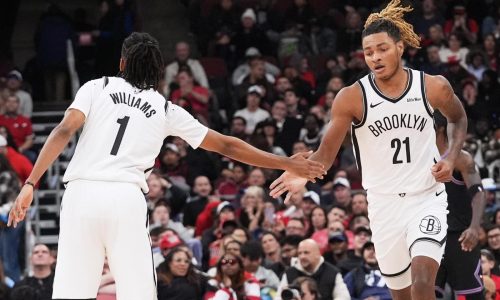 Porter anota 33 puntos y conduce a Nets hacia victoria 113-103 sobre Bulls, su 2do triunfo seguido