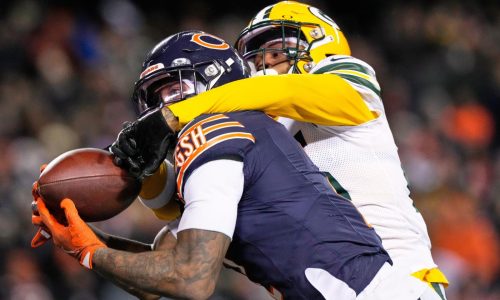 Williams conecta con Moore para conseguir triunfo en tiempo extra para Bears 22-16 ante Packers