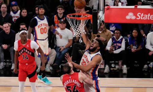 Knicks vencen 116-94 a Raptors para hilvanar su cuarta victoria consecutiva