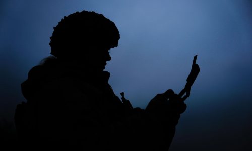 Ucranianas asumen roles de combate a medida que la tecnología cambia el campo de batalla