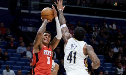 Bey anota 29 y lidera remontada de Pelicans en victoria 133-128 ante Houston en tiempo extra