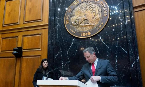 Indiana lawmakers in state House to convene session with redistricting top of mind