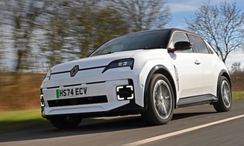 France November 2025: Renault 5 up to #3