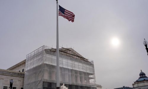 Supreme Court keeps Trump’s National Guard deployment blocked in the Chicago area, for now