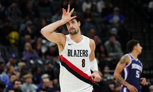 Blazers vencen a Kings 98-93 y barren la serie a visita recíproca