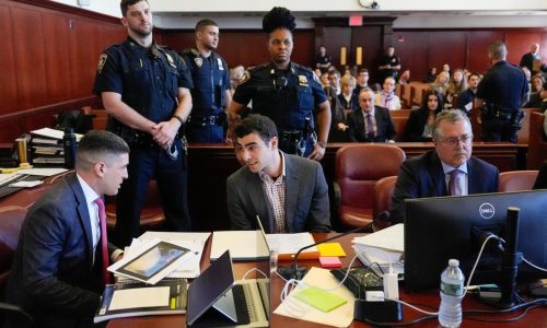 Luigi Mangione back in court for dispute over evidence in UnitedHealthcare CEO killing case