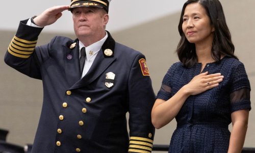 Boston firefighters to receive 8.5% pay hike after striking 4-year deal with city