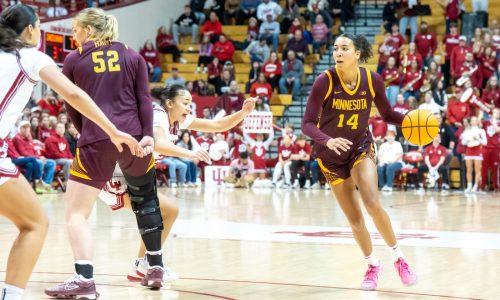 Women’s basketball: Amaya Battle leads Gophers in rout at Indiana