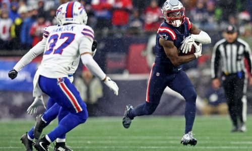 How Stefon Diggs reacted to reduced playing time with Patriots