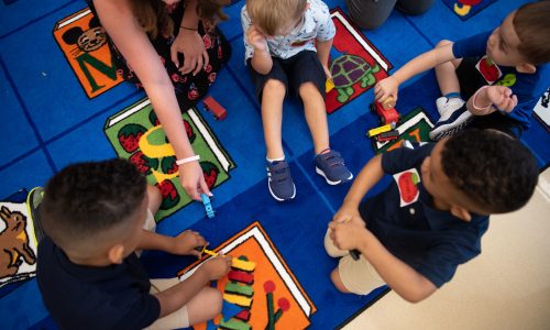 Lo que necesita saber sobre: ¿Cómo aplicar al programa gratuito de cuidado infantil para menores de 2 años en Nueva York?