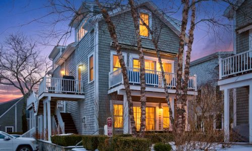 Hot Property: P-town perch a summer vibe