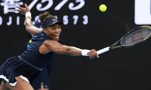 A los 45 años, Venus Williams fija récord en el Abierto de Australia pero cae en primera ronda