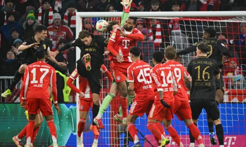 Bayern Múnich sufre su primera derrota en la Bundesliga al caer 2-1 con el Augsburg