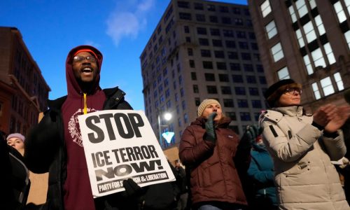 Registros judiciales cuestionan si ICE arresta a “lo peor de lo peor” en Maine