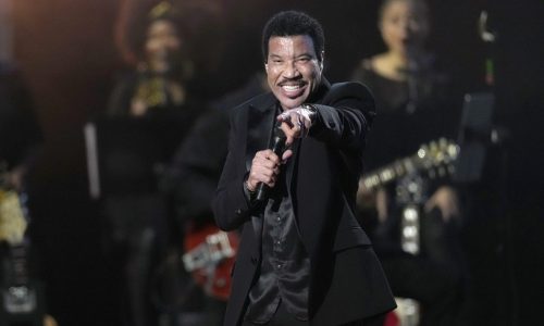 Lionel Richie and Earth, Wind and Fire will return to St. Paul in June