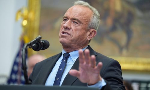 Feds slash vaccine recommendations 