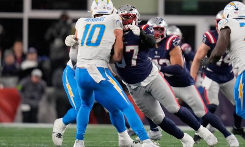 Callahan: Bullying the Chargers, Patriots find new way to win in the playoffs