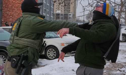 Minnesota CEOs urge de-escalation with feds