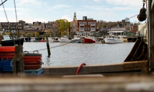 Coast Guard launches search and rescue operation for fishing boat off Massachusetts