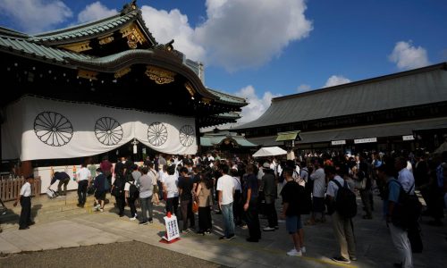 Cancelan evento de cartas Pokémon en controvertido santuario japonés tras protestas de China