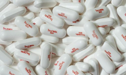 New research bolsters evidence that Tylenol doesn’t raise the risk of autism despite Trump’s claims