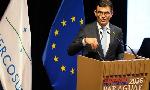 Bolivia y EEUU dialogan con el fin de fortalecer lucha antidrogas y otros delitos