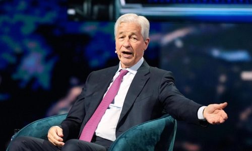 Wall Street CEOs warn Trump: Stop attacking the Fed and credit card industry