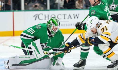 Bruins turn in no-show performance during 6-2 loss in Dallas