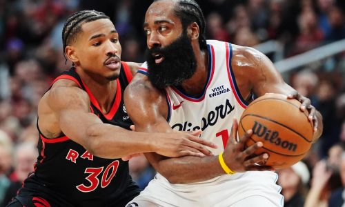 Harden lleva a Clippers a vencer 121-117 a Raptors en tiempo extra con 31 puntos y 10 asistencias