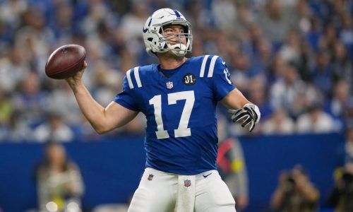 Philip Rivers se retira de la consideración para ser entrenador de los Bills, según fuentes de AP