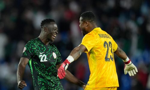 Osimhen lleva a Nigeria a semifinales de la Copa Africana con victoria sobre Argelia
