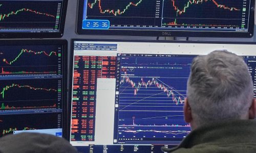 Wall Street se desploma luego de que Trump amenazara a países europeos con aranceles por Groenlandia