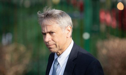 Surge disputa en EEUU sobre quién representará al expresidente venezolano Nicolás Maduro en la corte