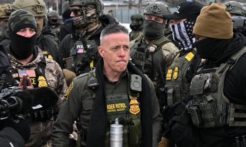 Trial of Chicago man accused of putting bounty on top Border Patrol leader sent to jury