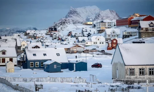 EU Hosts Emergency Meeting in Response to Trump’s Tariffs Over Greenland