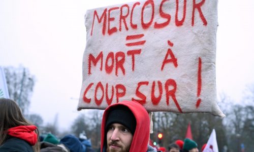 Comisión Europea dice estar lista para implementar acuerdo con Mercosur pese a voto del parlamento