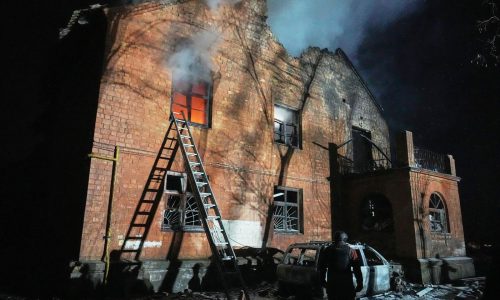 Rusia ataca Ucrania con drones y misiles y deja cuatro muertos en Kiev