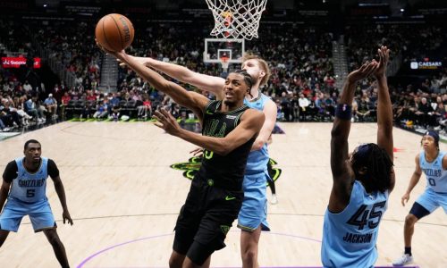 Williamson lidera victoria 114-106 de los Pelicans sobre los Grizzlies